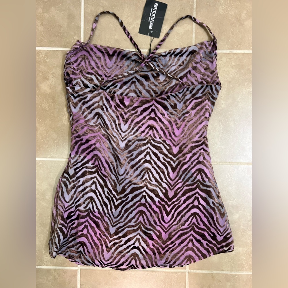 New PrettyLittleThing Women's Purple and Pink Dress - Picture 5 of 5